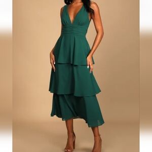 NWOT Lulu's Emerald green tiered maxi dress XLarge